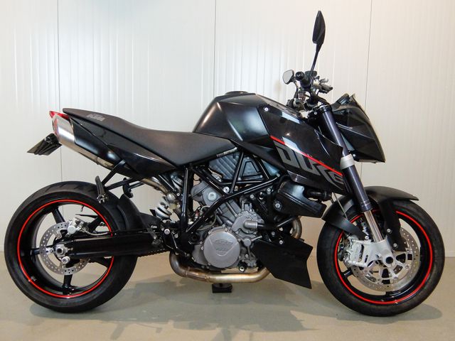 ktm - 990-super-duke