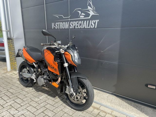 ktm - 990-super-duke-r