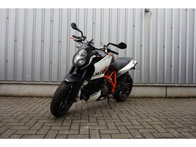 ktm - 990-super-duke-r