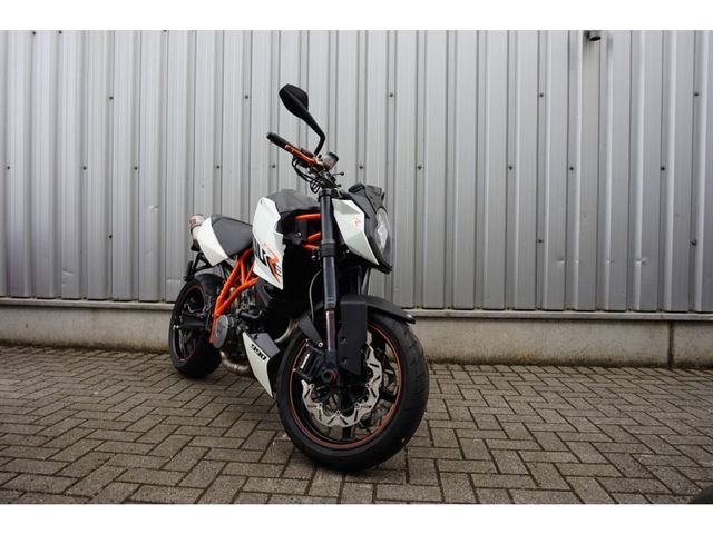 ktm - 990-super-duke-r