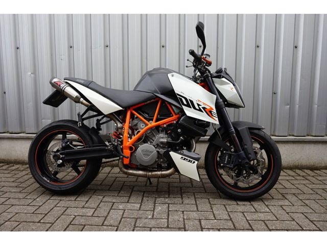 ktm - 990-super-duke-r