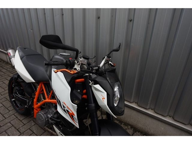 ktm - 990-super-duke-r