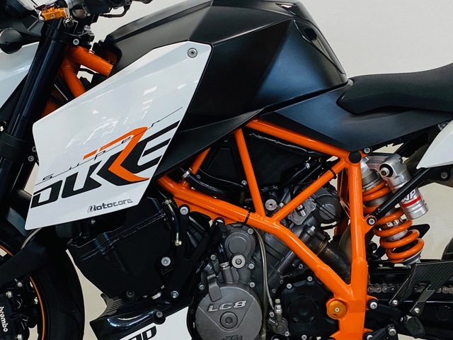 ktm - 990-super-duke-r