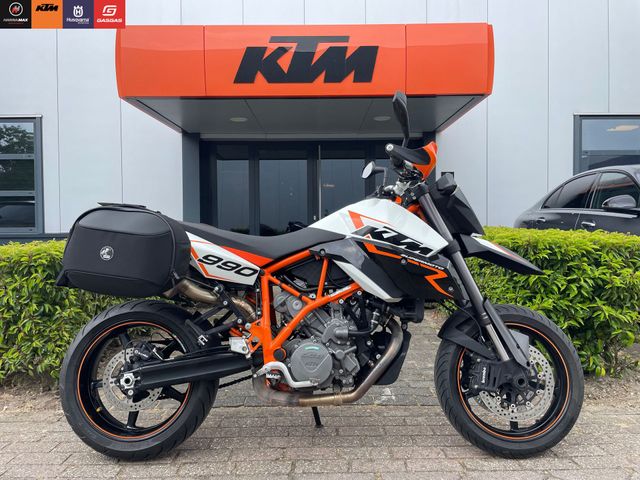 ktm - 990-supermoto-r