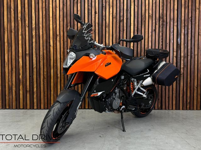 ktm - 990-supermoto-t