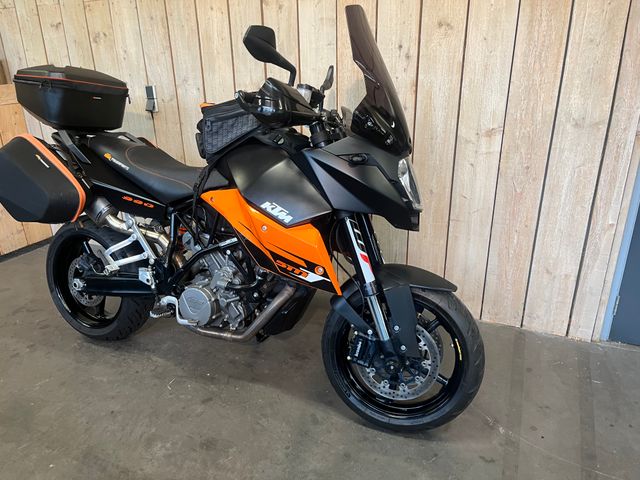 ktm - 990-supermoto-t