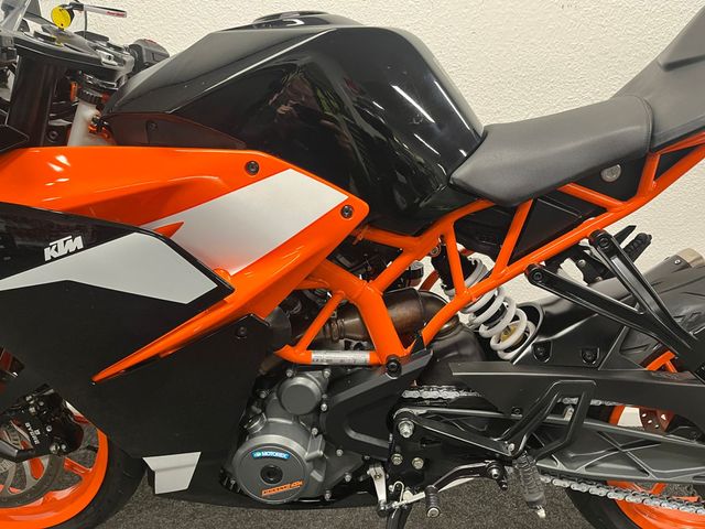 ktm - rc-390