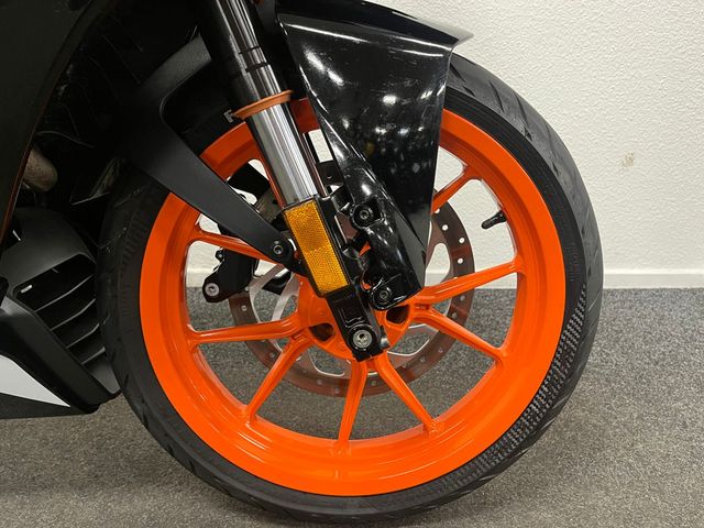 ktm - rc-390