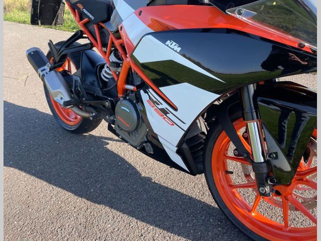 ktm - rc-390