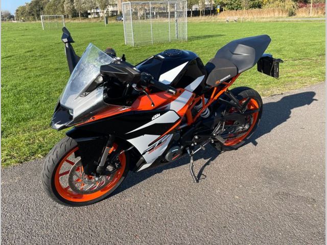 ktm - rc-390