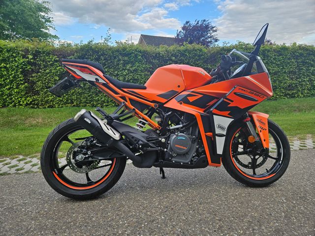 ktm - rc-390