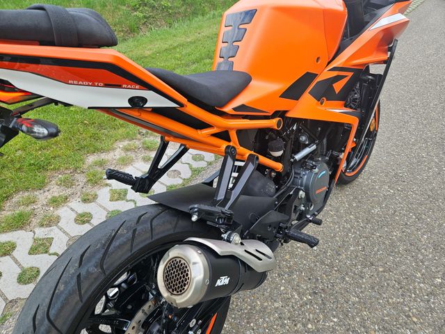 ktm - rc-390
