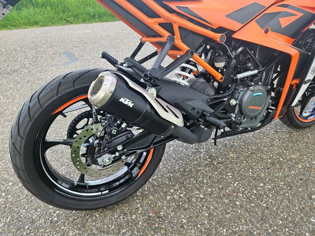 ktm - rc-390