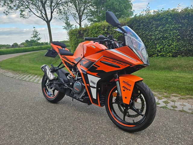 ktm - rc-390