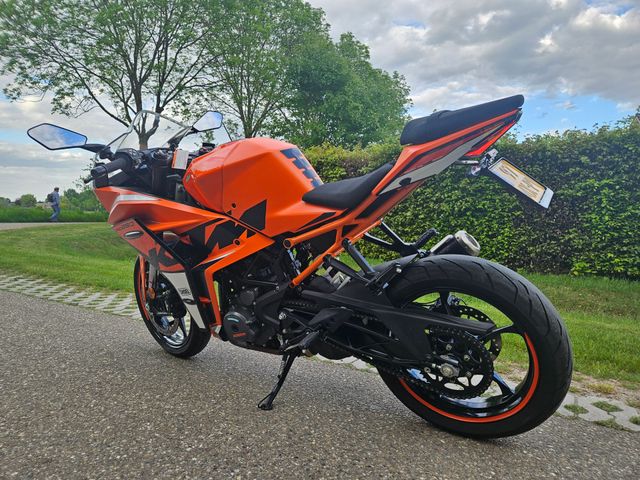 ktm - rc-390