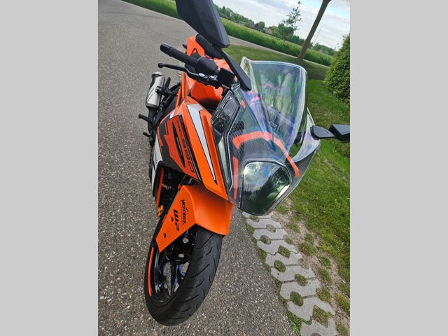 ktm - rc-390