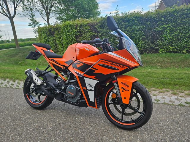 ktm - rc-390