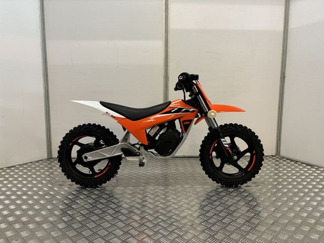 ktm - sx-e3