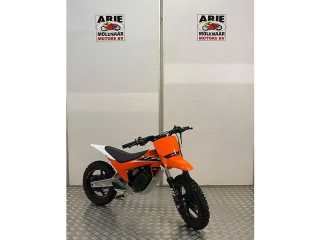 ktm - sx-e3