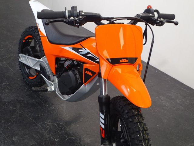 ktm - sx-e3