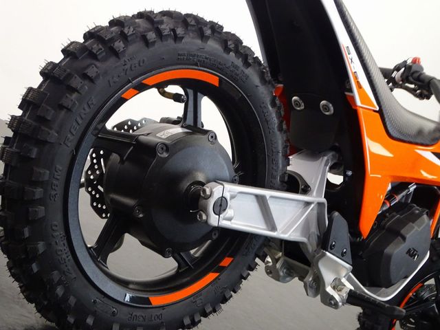 ktm - sx-e3