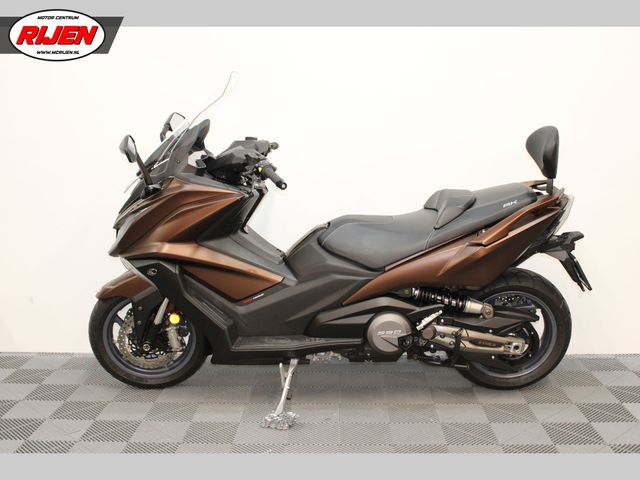 kymco - ak-550