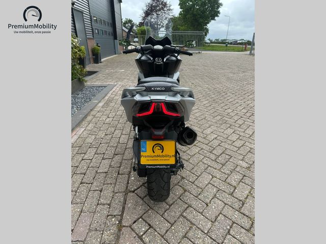 kymco - ak-550