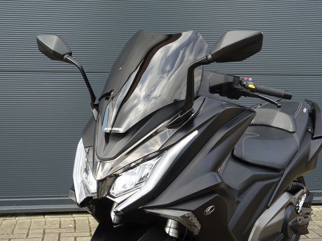 kymco - ak-550