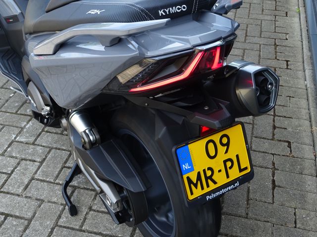 kymco - ak-550