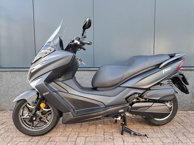 kymco - x-town-300i-abs