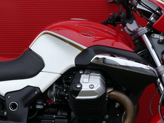 moto-guzzi - 1200-sport-corsa