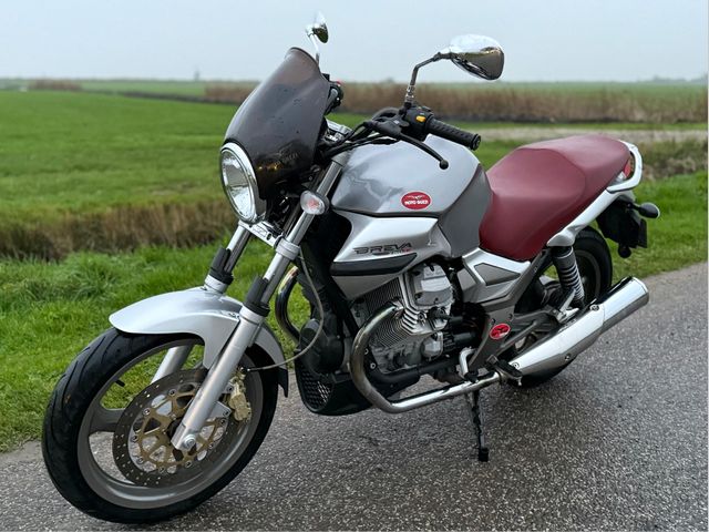 moto-guzzi - 750-breva-ie