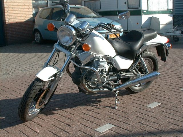 moto-guzzi - 750-nevada