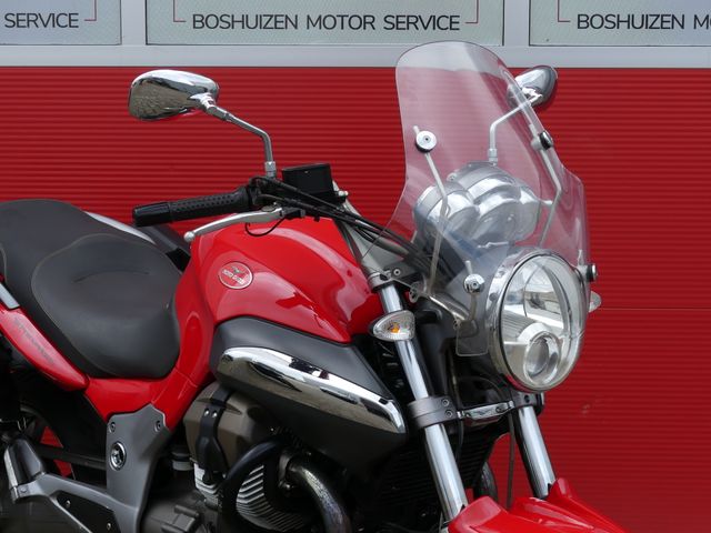 moto-guzzi - breva-1100