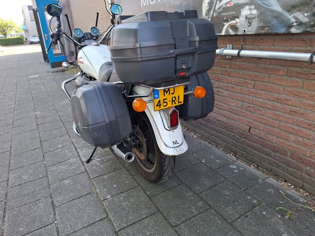 moto-guzzi - california-3