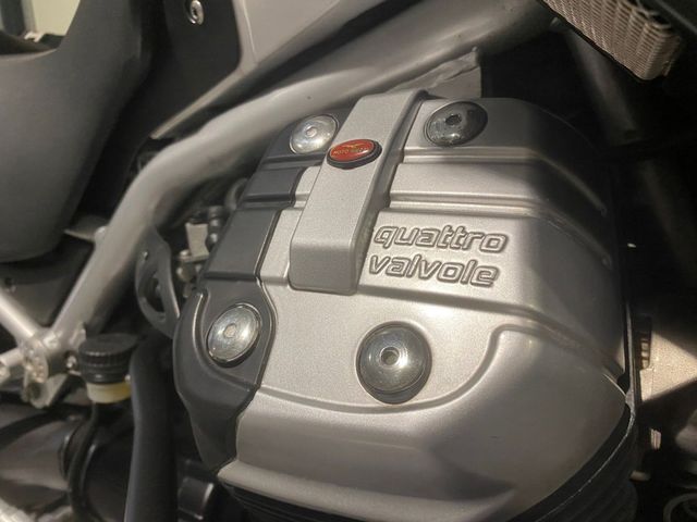 moto-guzzi - stelvio-1200-8v-abs