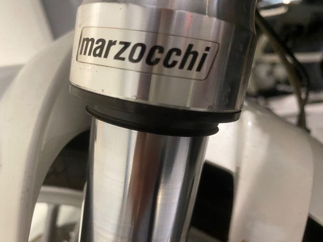 moto-guzzi - stelvio-1200-8v-abs