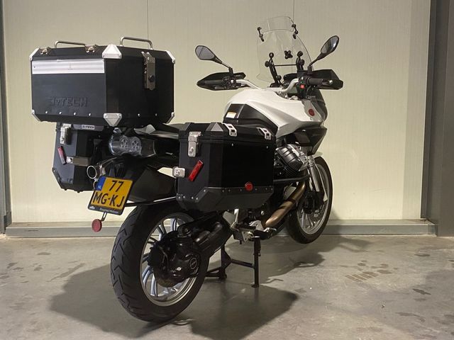 moto-guzzi - stelvio-1200-8v-abs