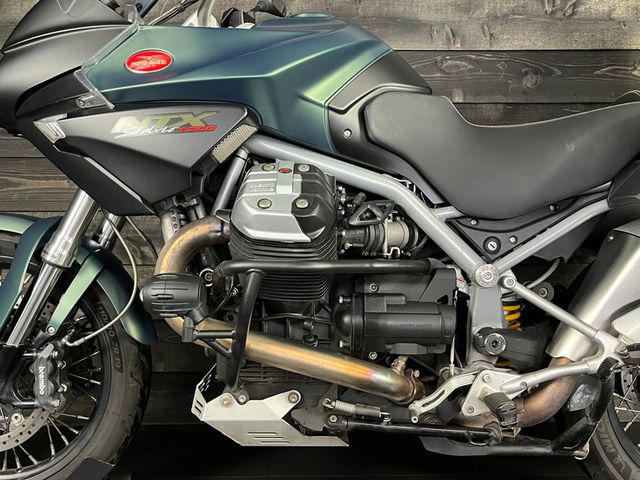 moto-guzzi - stelvio-1200-abs