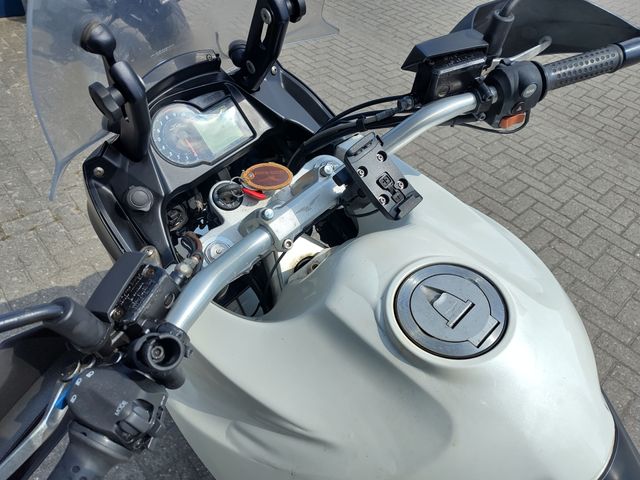 moto-guzzi - stelvio-1200-abs