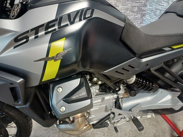 moto-guzzi - stelvio