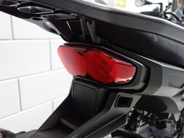 moto-guzzi - stelvio