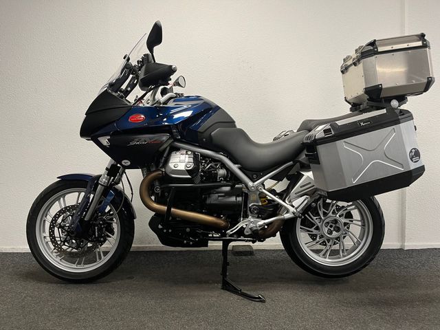 moto-guzzi - stelvio