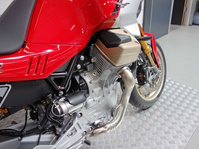 moto-guzzi - v-100-mandello-s