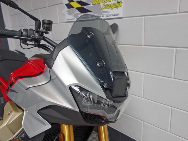 moto-guzzi - v-100-mandello-s
