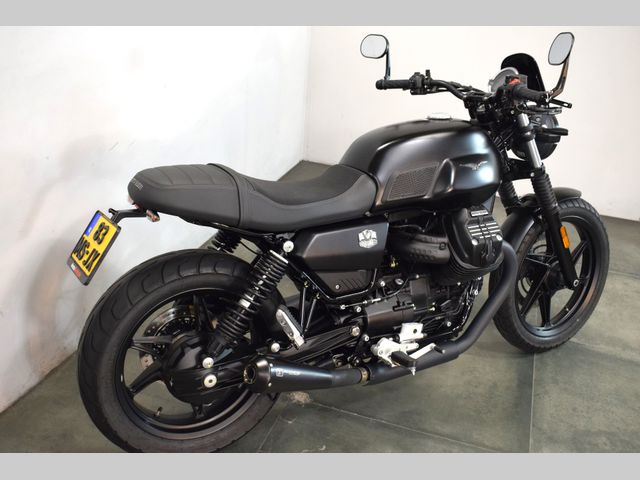 moto-guzzi - v-7-700