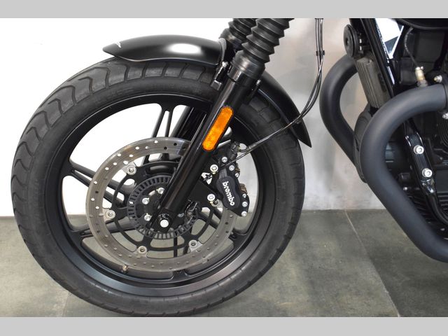 moto-guzzi - v-7-700