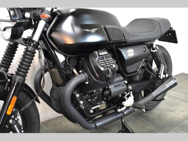 moto-guzzi - v-7-700