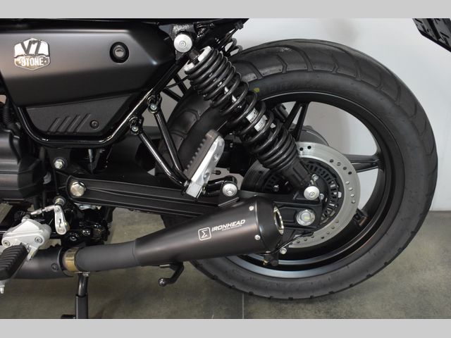 moto-guzzi - v-7-700