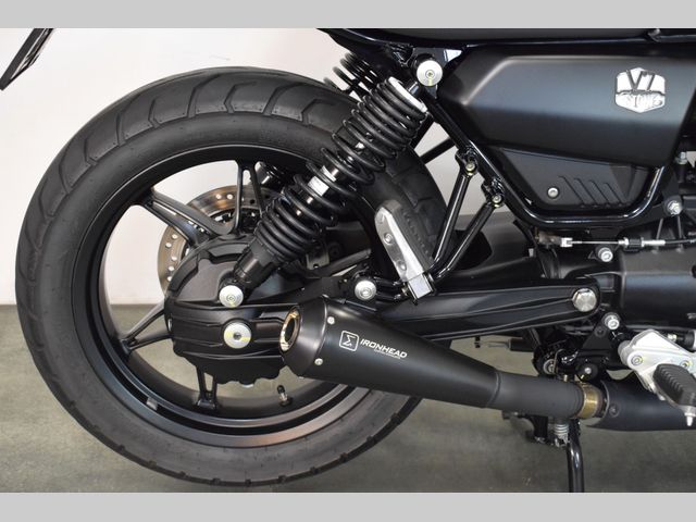 moto-guzzi - v-7-700